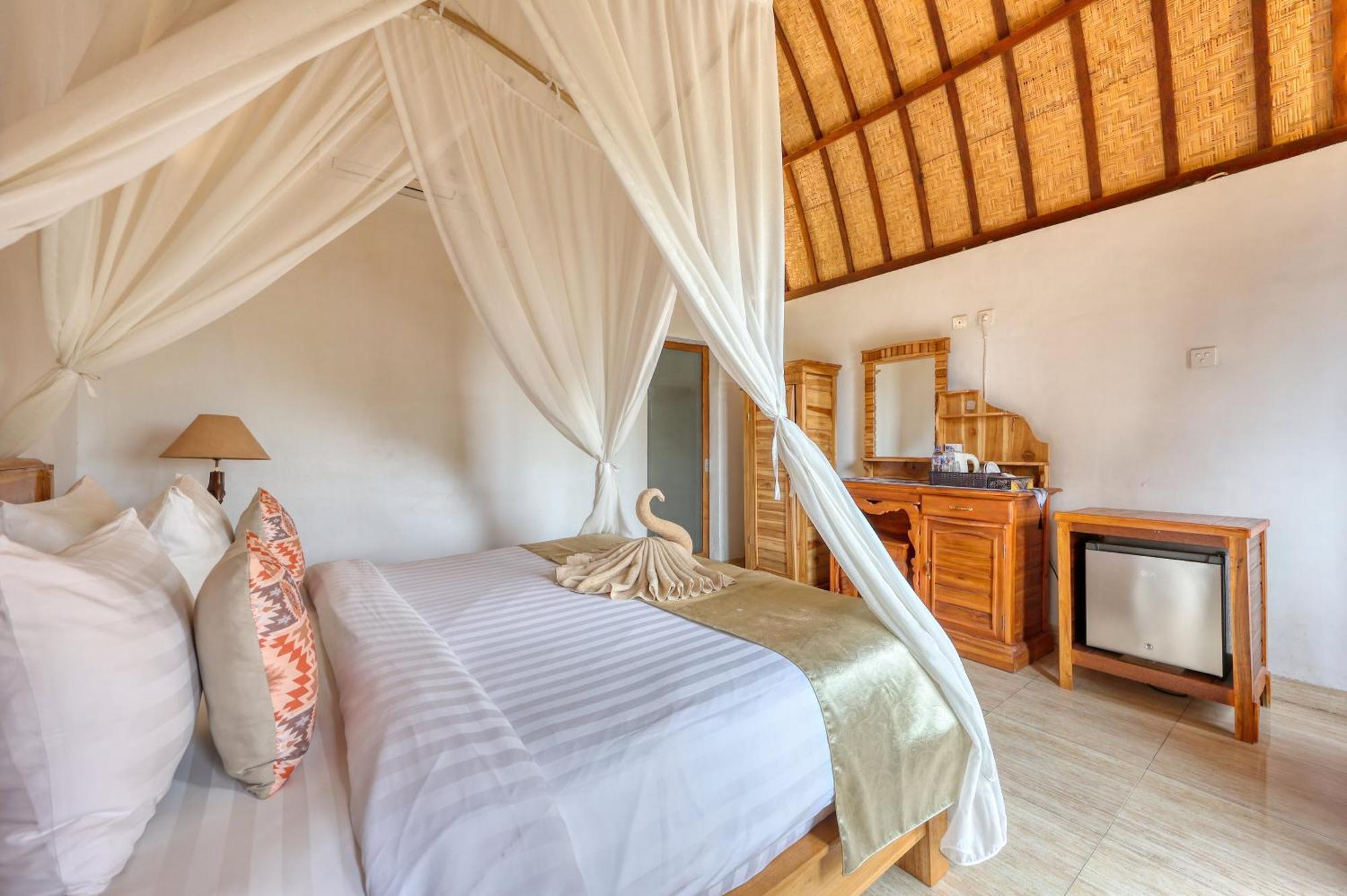 Bagia Bungalows Batumadeg Quarto foto