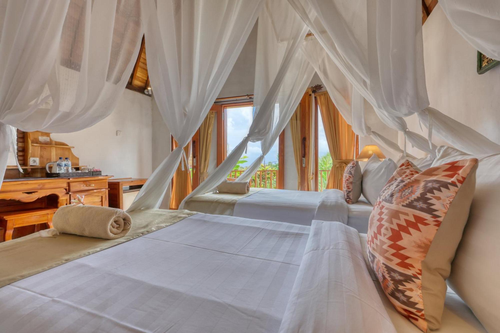 Bagia Bungalows Batumadeg Quarto foto